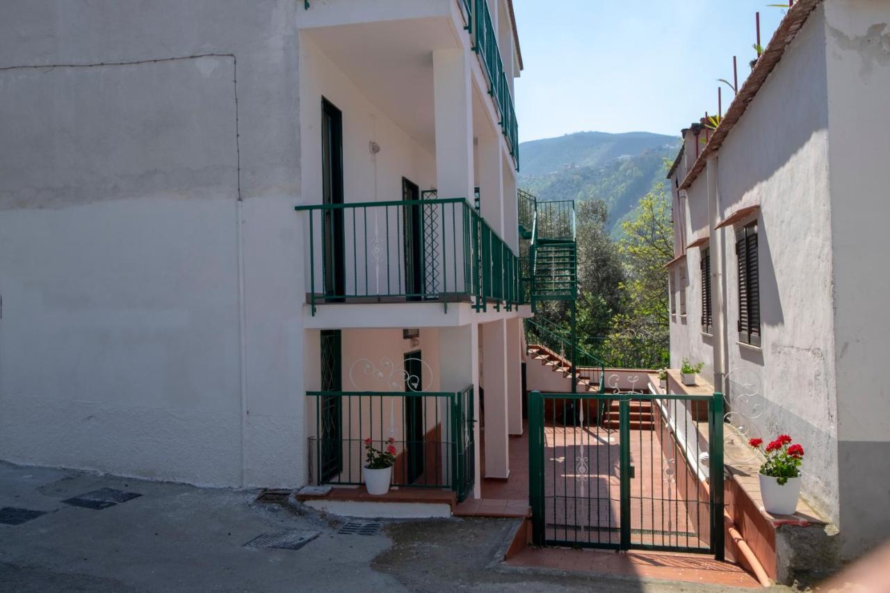 B&B Casa Vacanza Cioffi Vico Equense Extérieur photo
